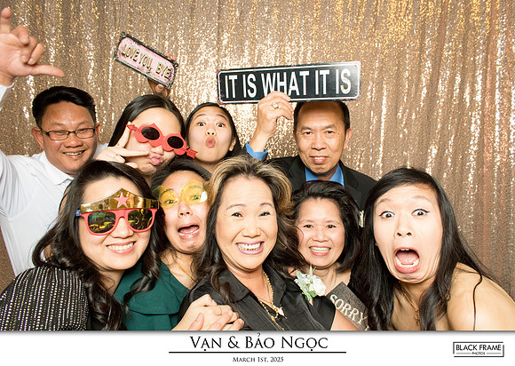 60077 - Bao-Ngoc + Van Wedding Photobooth 2025