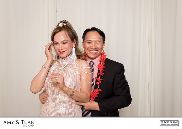 10035 - Amy + Tuan Wedding Photobooth 2024
