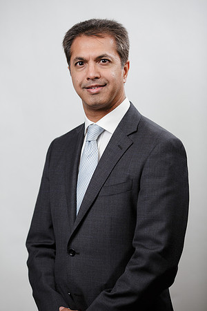 10027 - ZT Weatlh BoD Headshots