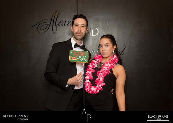 70147 - Alexis + Prent Wedding Photobooth 2024