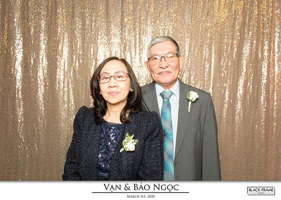 60205 - Bao-Ngoc + Van Wedding Photobooth 2025