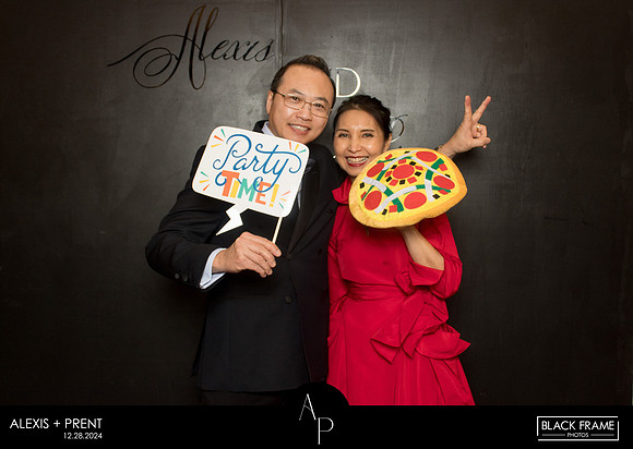 70151 - Alexis + Prent Wedding Photobooth 2024
