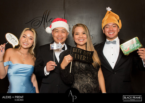 70054 - Alexis + Prent Wedding Photobooth 2024