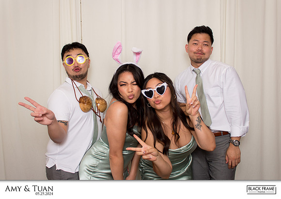 10061 - Amy + Tuan Wedding Photobooth 2024