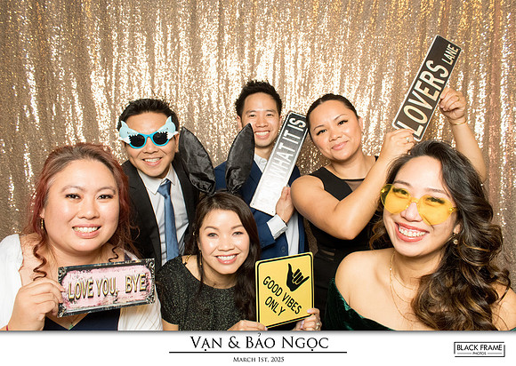 60063 - Bao-Ngoc + Van Wedding Photobooth 2025