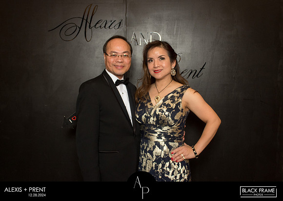 70142 - Alexis + Prent Wedding Photobooth 2024