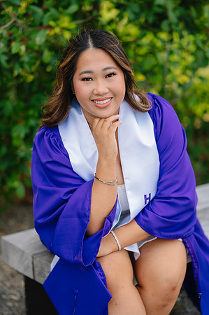 11081 - Sarah Nguyen Graduation Portraits 2025
