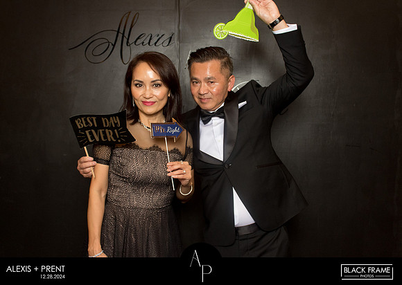 70175 - Alexis + Prent Wedding Photobooth 2024