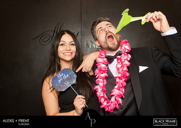 70177 - Alexis + Prent Wedding Photobooth 2024