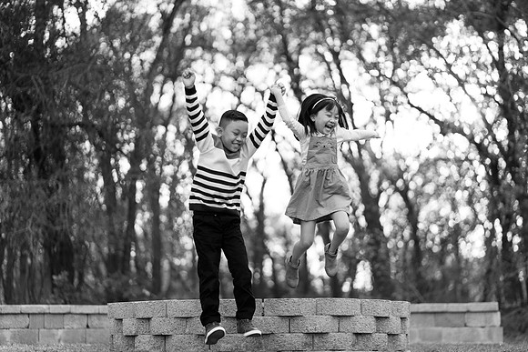11326 - Tiffany + Mike Family Session 2020-2