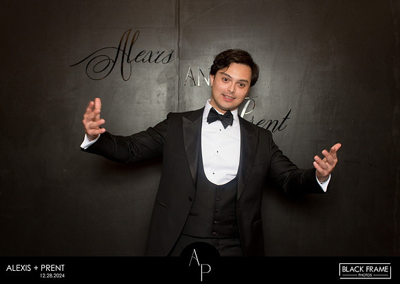 70185 - Alexis + Prent Wedding Photobooth 2024