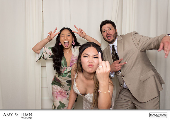 10217 - Amy + Tuan Wedding Photobooth 2024