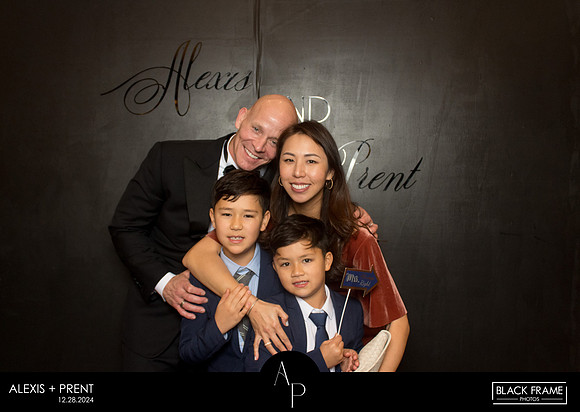 70034 - Alexis + Prent Wedding Photobooth 2024