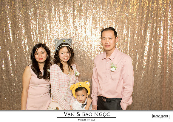 60056 - Bao-Ngoc + Van Wedding Photobooth 2025
