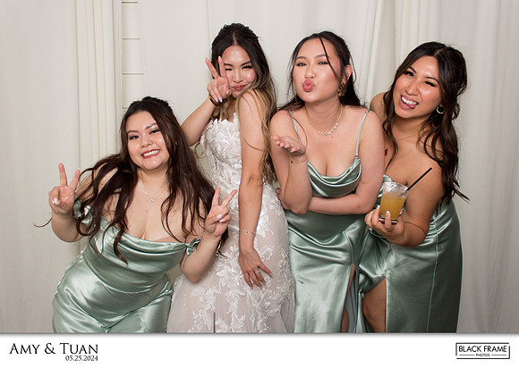 10146 - Amy + Tuan Wedding Photobooth 2024