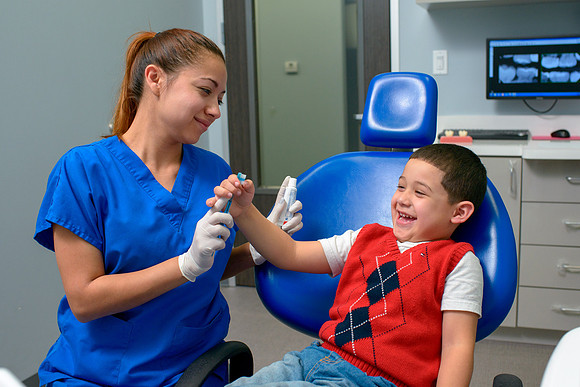 10182 - ZTW Altus Dental AD 2015