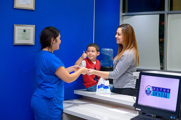 10487 - ZTW Altus Dental AD 2015