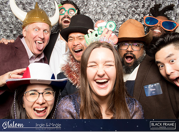30160 - Slalom Mingle and Jingle Photobooth 2022