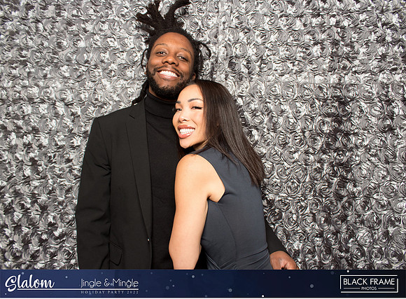 30061 - Slalom Mingle and Jingle Photobooth 2022