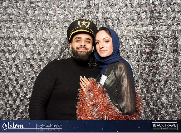 30204 - Slalom Mingle and Jingle Photobooth 2022