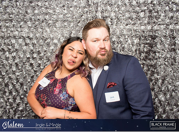 30170 - Slalom Mingle and Jingle Photobooth 2022