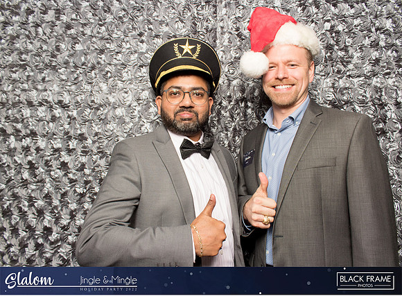 30119 - Slalom Mingle and Jingle Photobooth 2022