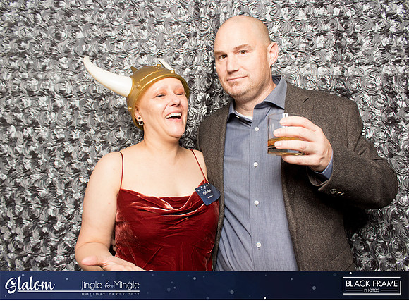 30103 - Slalom Mingle and Jingle Photobooth 2022