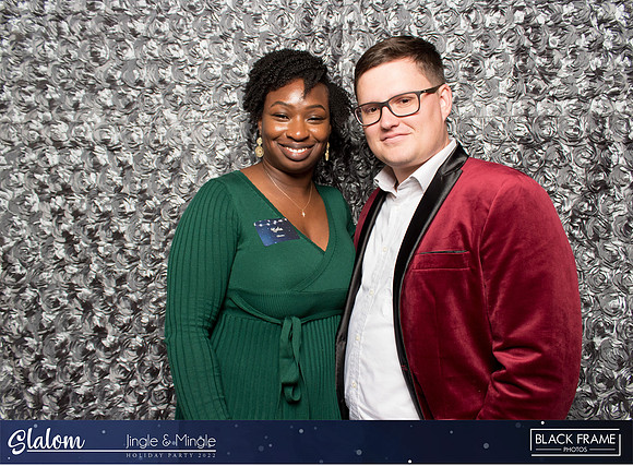 30091 - Slalom Mingle and Jingle Photobooth 2022