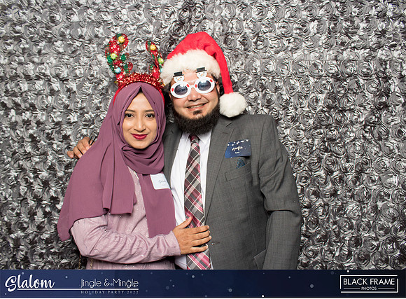 30006 - Slalom Mingle and Jingle Photobooth 2022