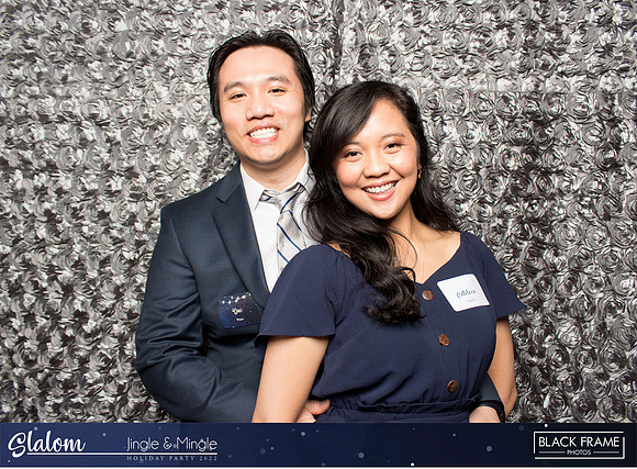 30071 - Slalom Mingle and Jingle Photobooth 2022