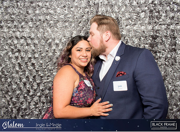 30169 - Slalom Mingle and Jingle Photobooth 2022