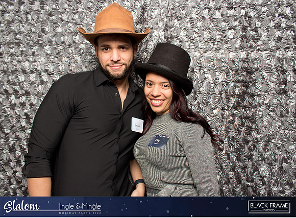 30113 - Slalom Mingle and Jingle Photobooth 2022