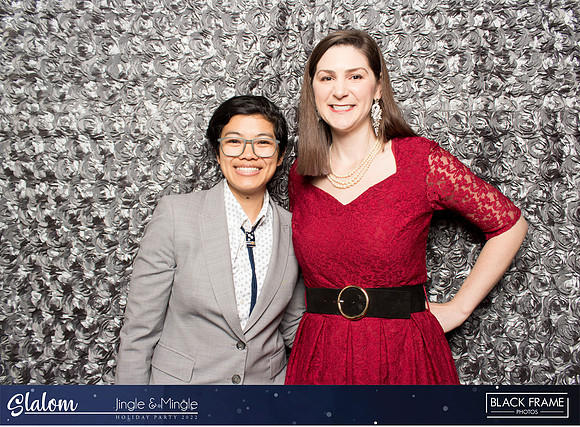 30039 - Slalom Mingle and Jingle Photobooth 2022
