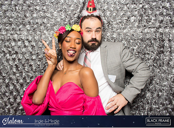 30097 - Slalom Mingle and Jingle Photobooth 2022