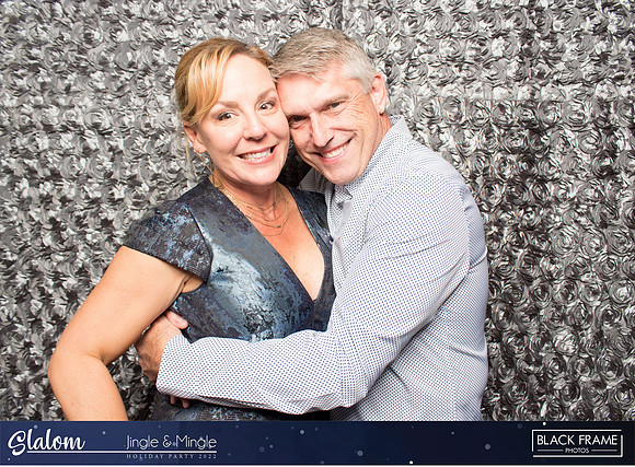 30140 - Slalom Mingle and Jingle Photobooth 2022