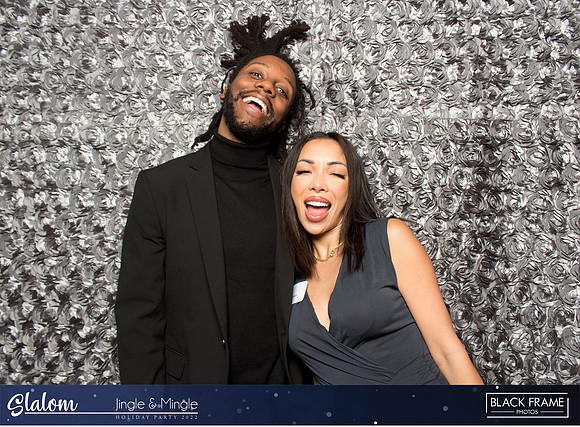 30062 - Slalom Mingle and Jingle Photobooth 2022