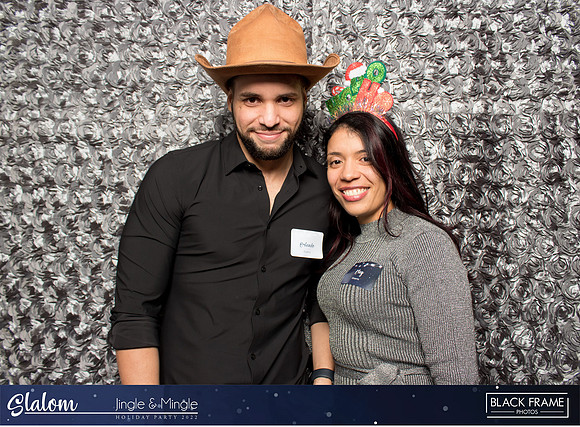 30111 - Slalom Mingle and Jingle Photobooth 2022