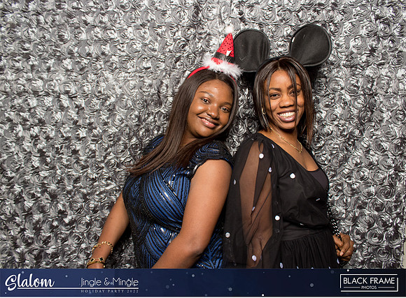 30101 - Slalom Mingle and Jingle Photobooth 2022