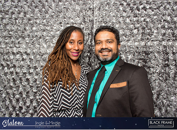 30019 - Slalom Mingle and Jingle Photobooth 2022
