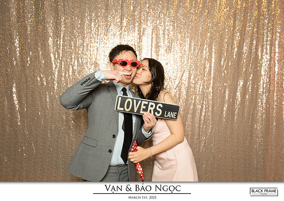 60149 - Bao-Ngoc + Van Wedding Photobooth 2025