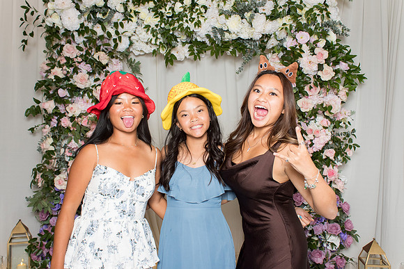 60071 - Tina + Brandon Wedding Photobooth 2025
