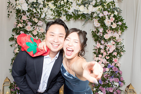 60077 - Tina + Brandon Wedding Photobooth 2025