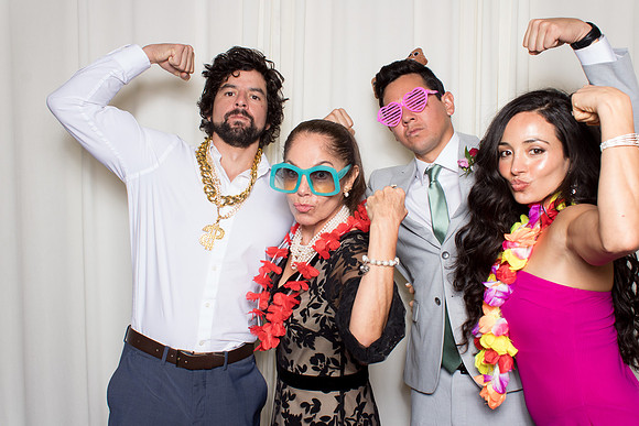 60188 - Kathy + Andy Wedding Photobooth 2025