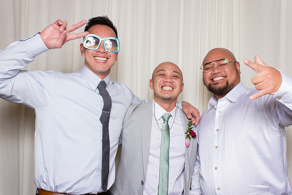 60388 - Kathy + Andy Wedding Photobooth 2025