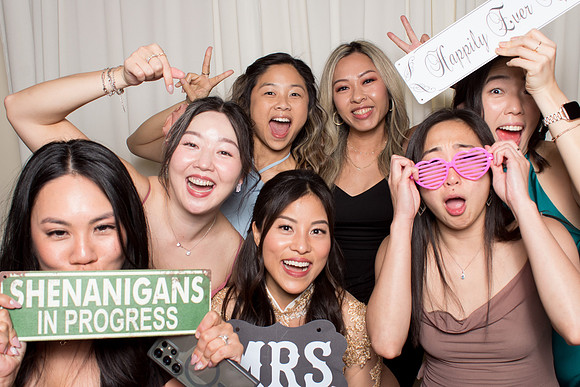 60438 - Kathy + Andy Wedding Photobooth 2025