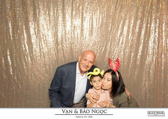 60183 - Bao-Ngoc + Van Wedding Photobooth 2025