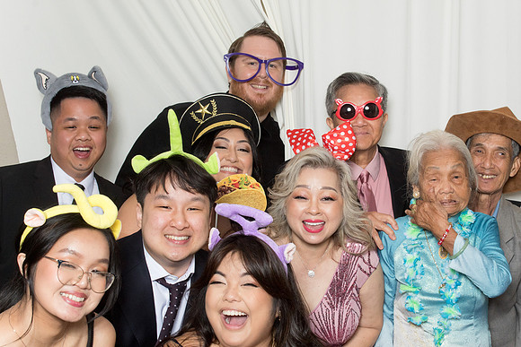 10243 - Nhu + Steven Wedding Photobooth 2025