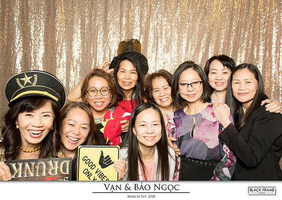 60195 - Bao-Ngoc + Van Wedding Photobooth 2025