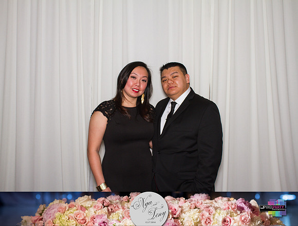 50019 - Nga + Tony Photobooth