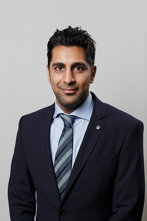 10020 - ZTW Headshots 5